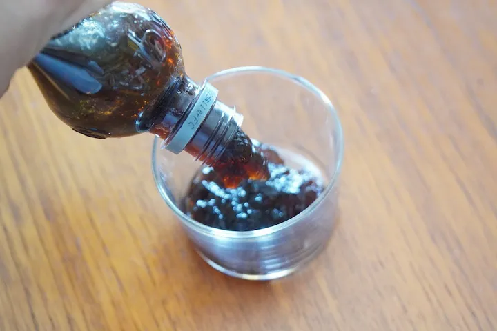 「ペットボトルコーヒーゼリー」は500mlのペットボトルコーヒーにゼラチンを足して作る。絞り出すときが楽しい！
