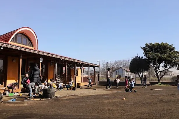 風なんてへっちゃら！ な子どもたち
