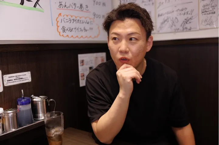 ▲ちなみに七夕シーズンに店の外に置いてある笹の葉の短冊に書いた願い事は、絶対叶うという噂も…