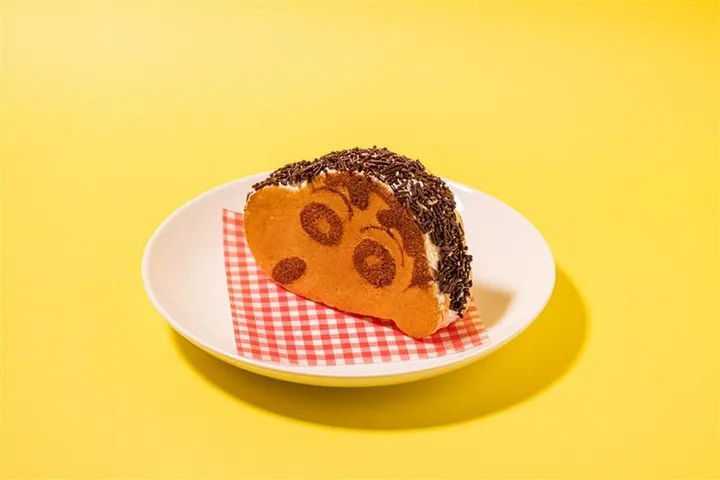 「しんちゃんフェイスのパンケーキサンド」（マーマレード）・850円（税抜き）