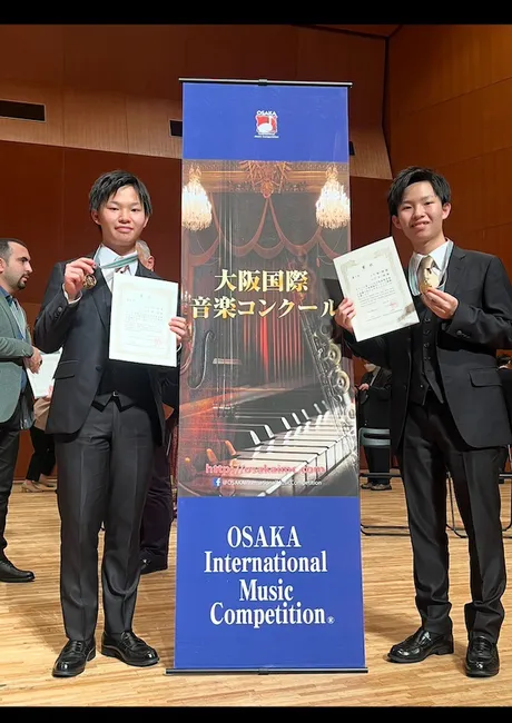 2022年の大阪国際音楽コンクールの連弾部門で優勝。「1位になりたい」と思い続けただけに、喜びが爆発