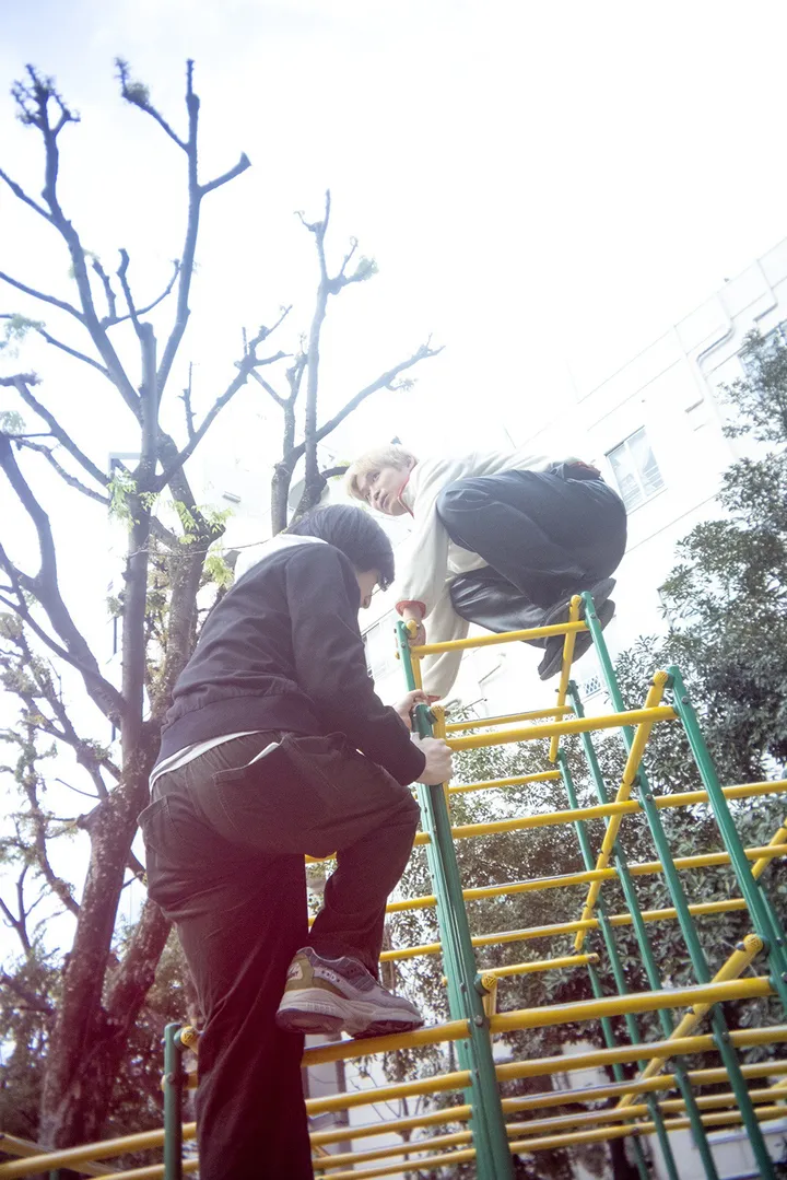 【写真】ジャングルジムに上ってみる無尽蔵