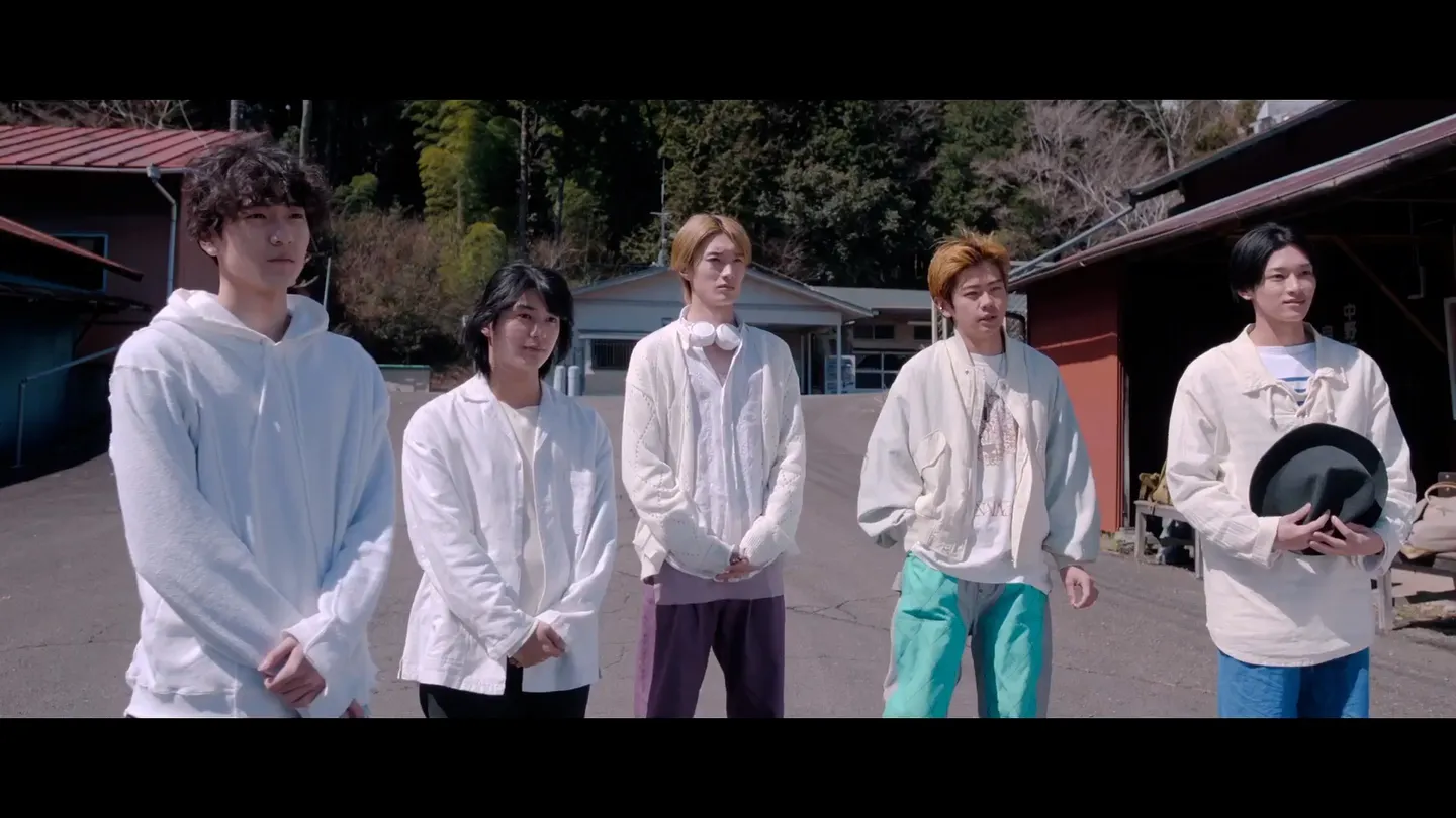 至とともに合宿に参加した少年たち