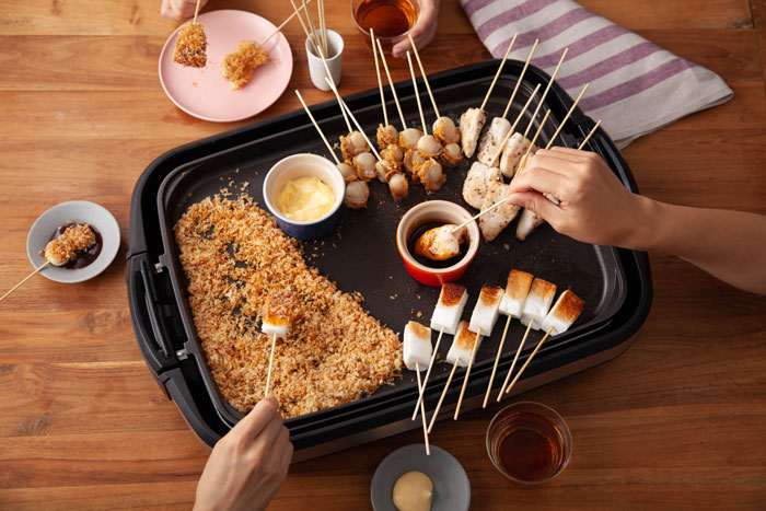 ホットプレートひとつでごちそうごはんができちゃった100