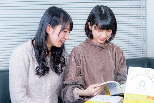 女の子 エモ い 横塚まよが20代女子の「今」を伝えるコラム「エモい女の子の攻略方法」連載開始！